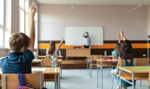 il faut embaucher des enseignants