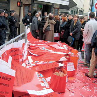 Opération Carton rouge